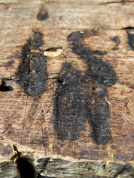 Rare Salvaged Antique 17th Century Solid Oak Inglenook Beam With Vast Collection Of Apotropaic Taper Burns