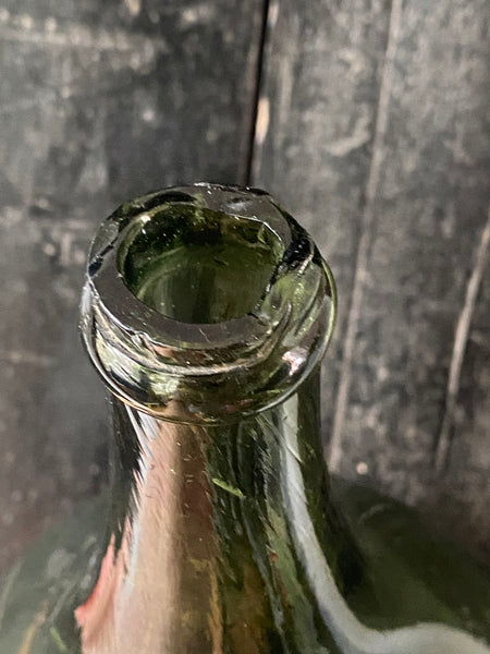 Early Antique 18th century Dutch Onion Wine Bottle c.1720