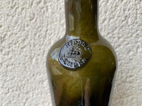 Antique Honourable Society Of The Middle Temple Sealed Glass Wine Bottle c.1800 - Source Vintage