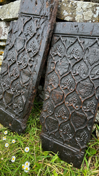 Extremely Rare Pair Of English 15th Century Oak Heraldic Panels With Rare Concentric Circle Apotropaic Witch Marks & Scorch Marks