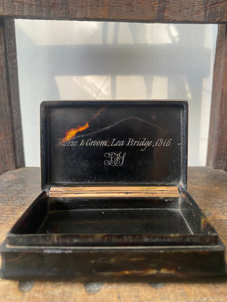 Antique 19th Century Snuff Box With Naive Period Painting Of The ‘Horse & Groom’ Pub, Lea Bridge, Engraved Inside & Dated 1816
