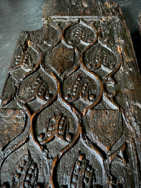 Extremely Rare Pair Of English 15th Century Oak Heraldic Panels With Rare Concentric Circle Apotropaic Witch Marks & Scorch Marks