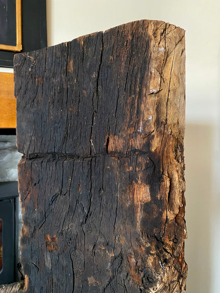 Rare Salvaged Antique 17th Century Solid Oak Inglenook Beam With Vast Collection Of Apotropaic Taper Burns
