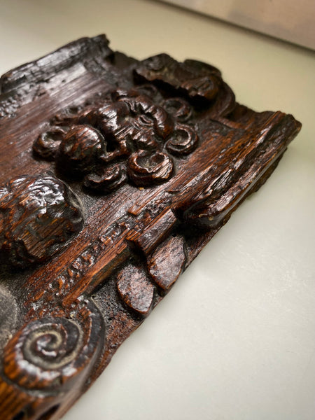Rare Antique 16th Century Oak Carving Of Justice Dated 1581