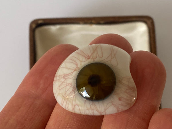 Vintage Medical Glass Eye c.1930’s - Source Vintage