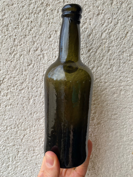 Antique Honourable Society Of The Middle Temple Sealed Glass Wine Bottle c.1800 - Source Vintage