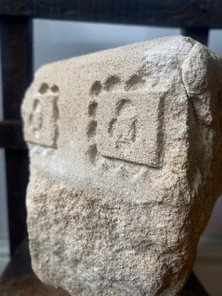 Antique 15th Century York Stone Capital On Stand