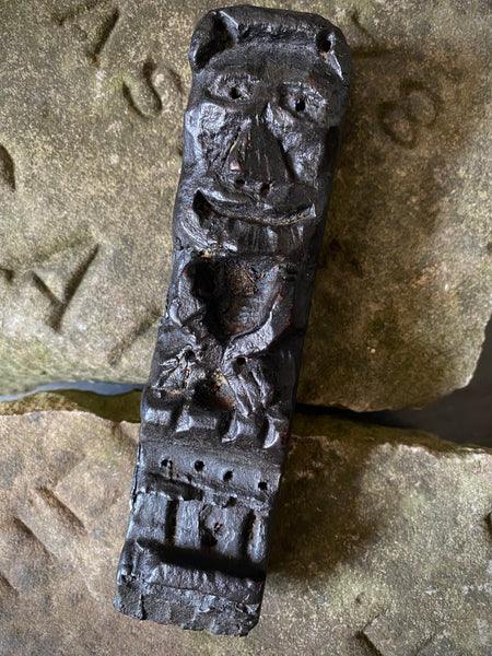 Rare Antique 16th Century Oak Carving With Folk Art Aesthetic From A Bizarre Sideboard From The East Anglia Region - Source Vintage