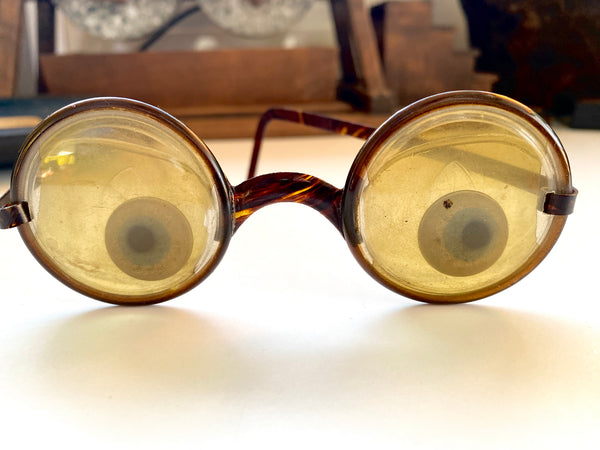 Early 20th Century Joke Googly Eye Spectacles - Source Vintage
