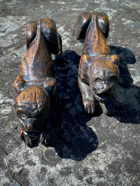 Pair Charming Antique 17th Century Oak Hounds In Recumbent Poses With Naive Grimacing Faces