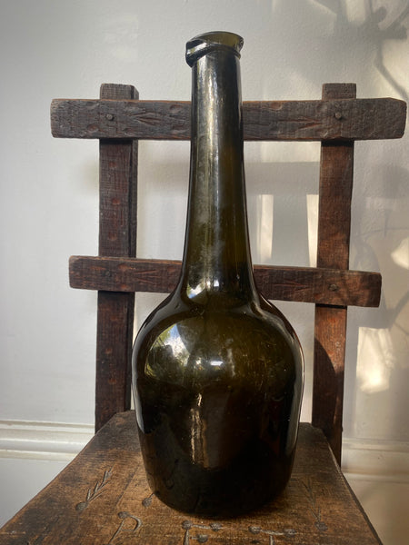 Rare Antique Early 18th Century ‘Flower Pot’ Bodied Free-blown Wine Bottle c.1710-1720 - Source Vintage