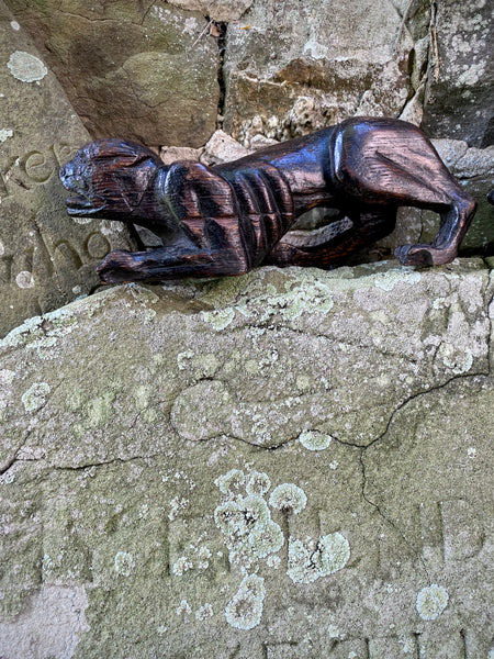 Pair Charming Antique 17th Century Oak Hounds In Recumbent Poses With Naive Grimacing Faces