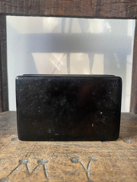Antique 19th Century Snuff Box With Naive Period Painting Of The ‘Horse & Groom’ Pub, Lea Bridge, Engraved Inside & Dated 1816