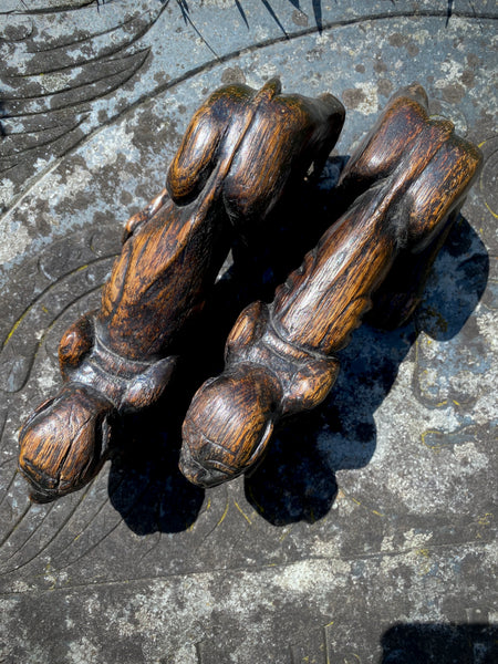 Pair Charming Antique 17th Century Oak Hounds In Recumbent Poses With Naive Grimacing Faces