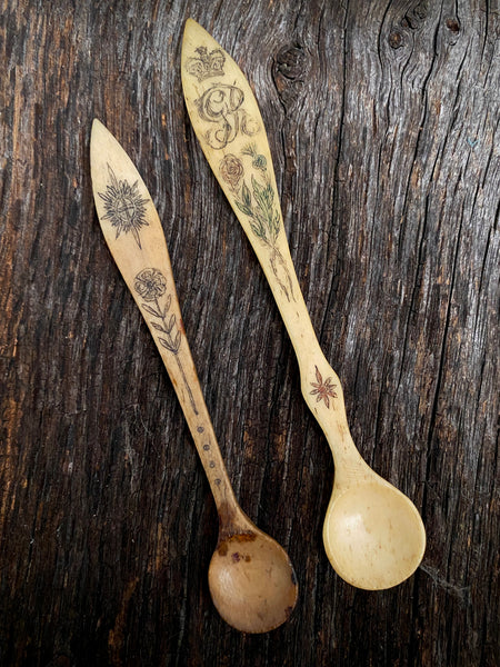 Pair Antique Early 19th Century Sailor Folk Art Carved Bone Salt Spoons With Patriotic & Maritime Motifs