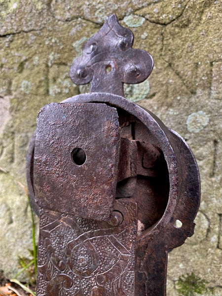 Antique Late 16th-Early 17th Century Iron Lock c.1558-1603 - Source Vintage