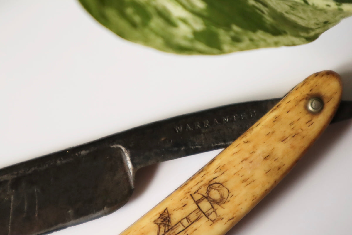 Antique 19th Century Scrimshaw Sailor Art Razor