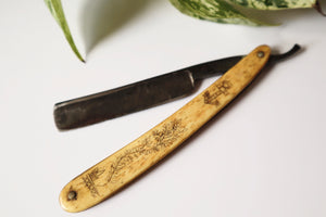Antique 19th Century Scrimshaw Sailor Art Razor